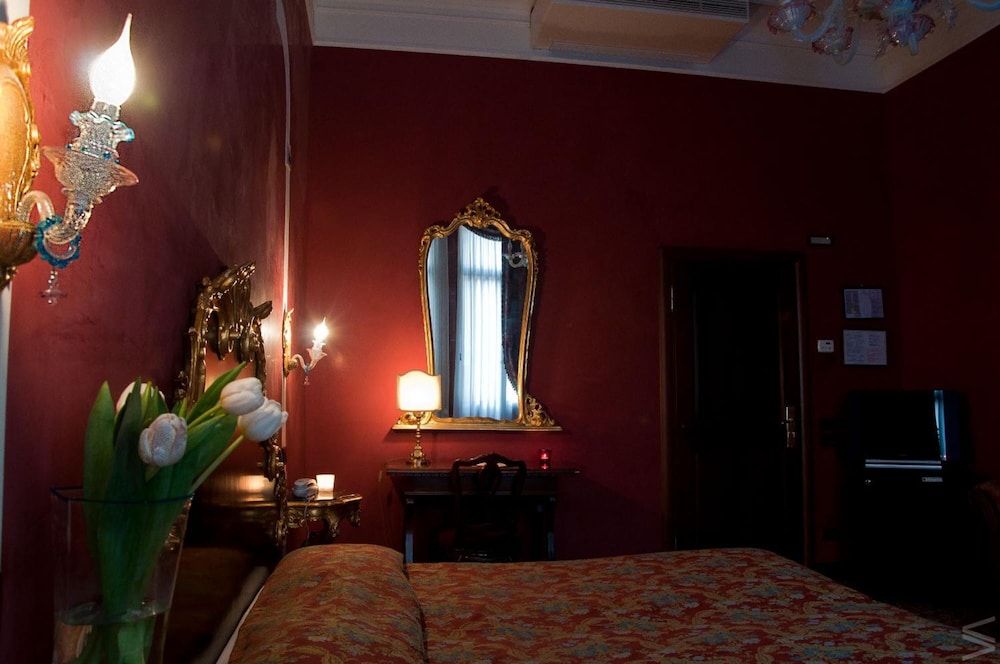 Hotel San Cassiano Residenza D epoca Ca favretto 37/55