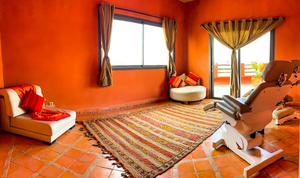 Borjs Hotel Suites and Spa 15/31