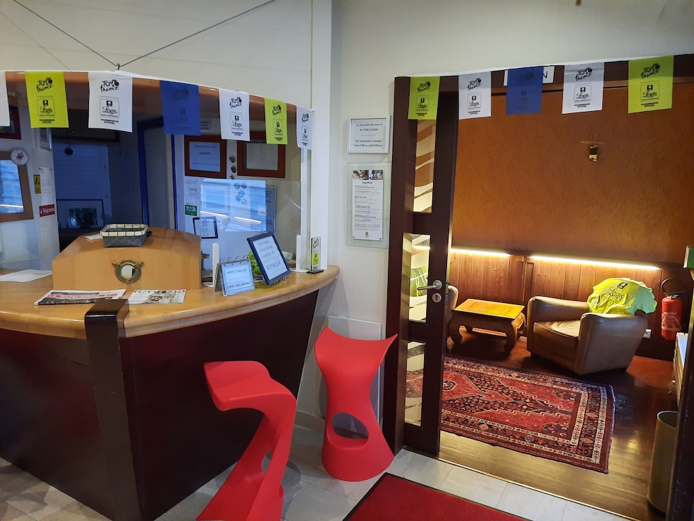REX HOTEL 48/55