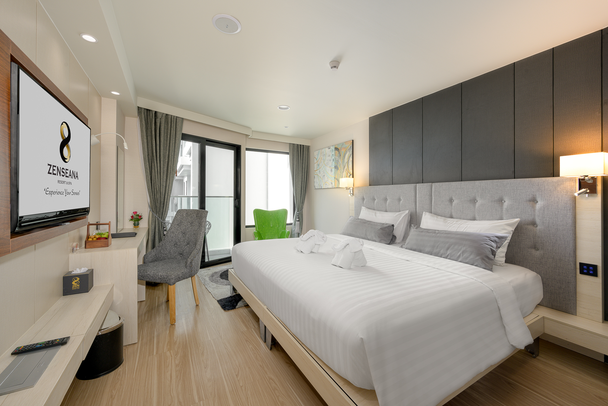Deluxe room (30 sqm)