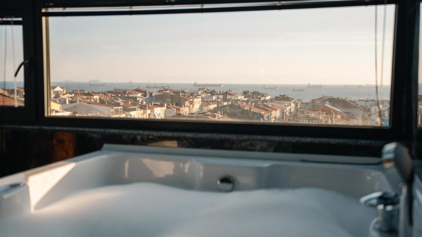 CIP Istanbul Hotel 34/34