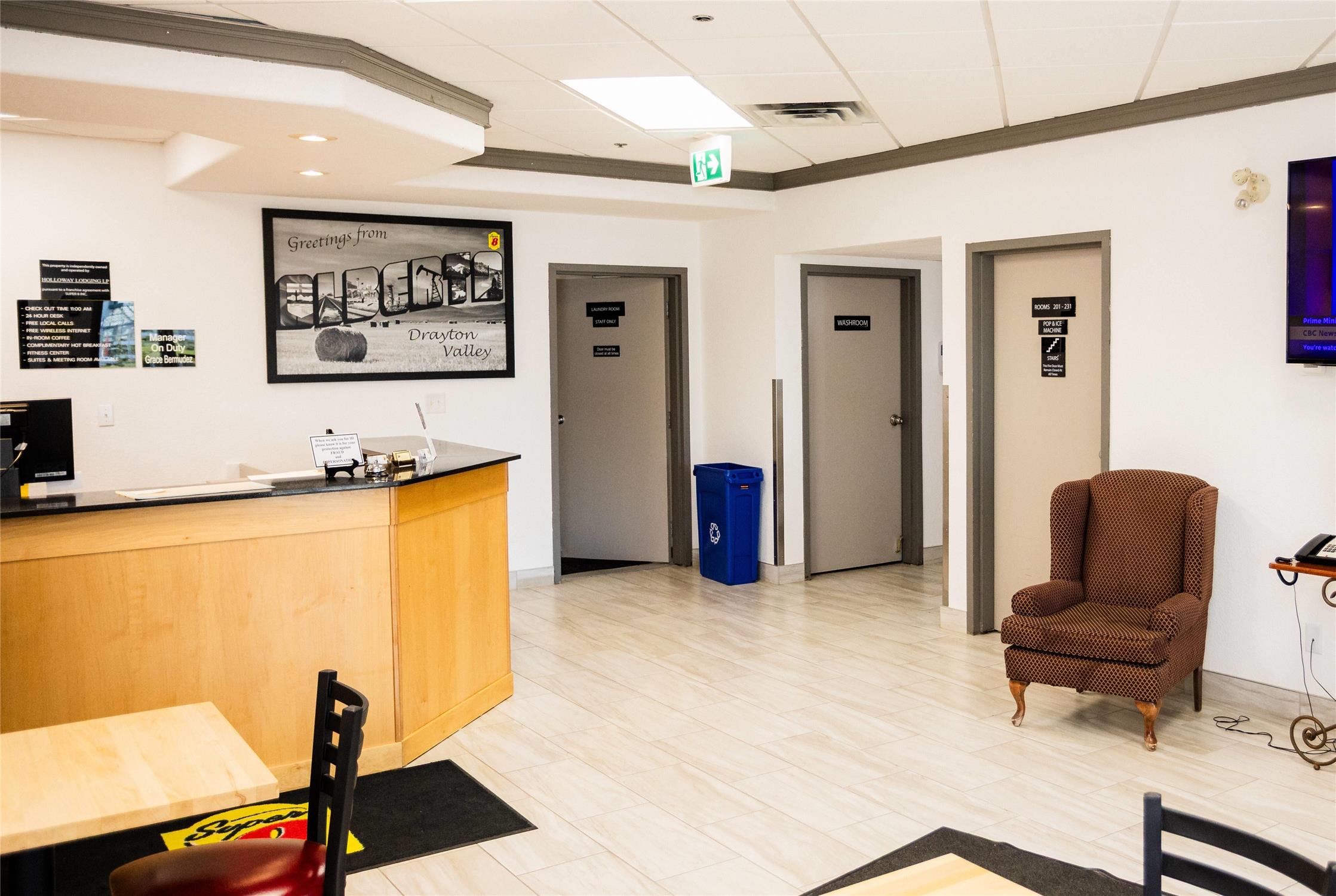 Super 8 By Wyndham Drayton Valley 9/26