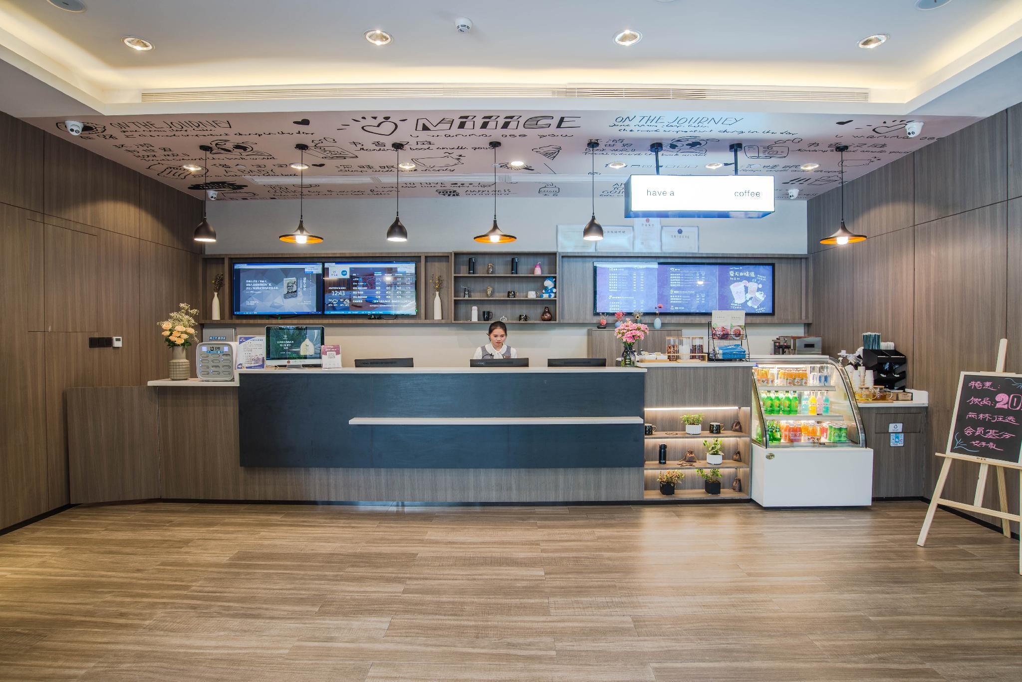 Hanting Hotel (Shenzhen Huaqiangbei Yannan Metro Station) 7/31