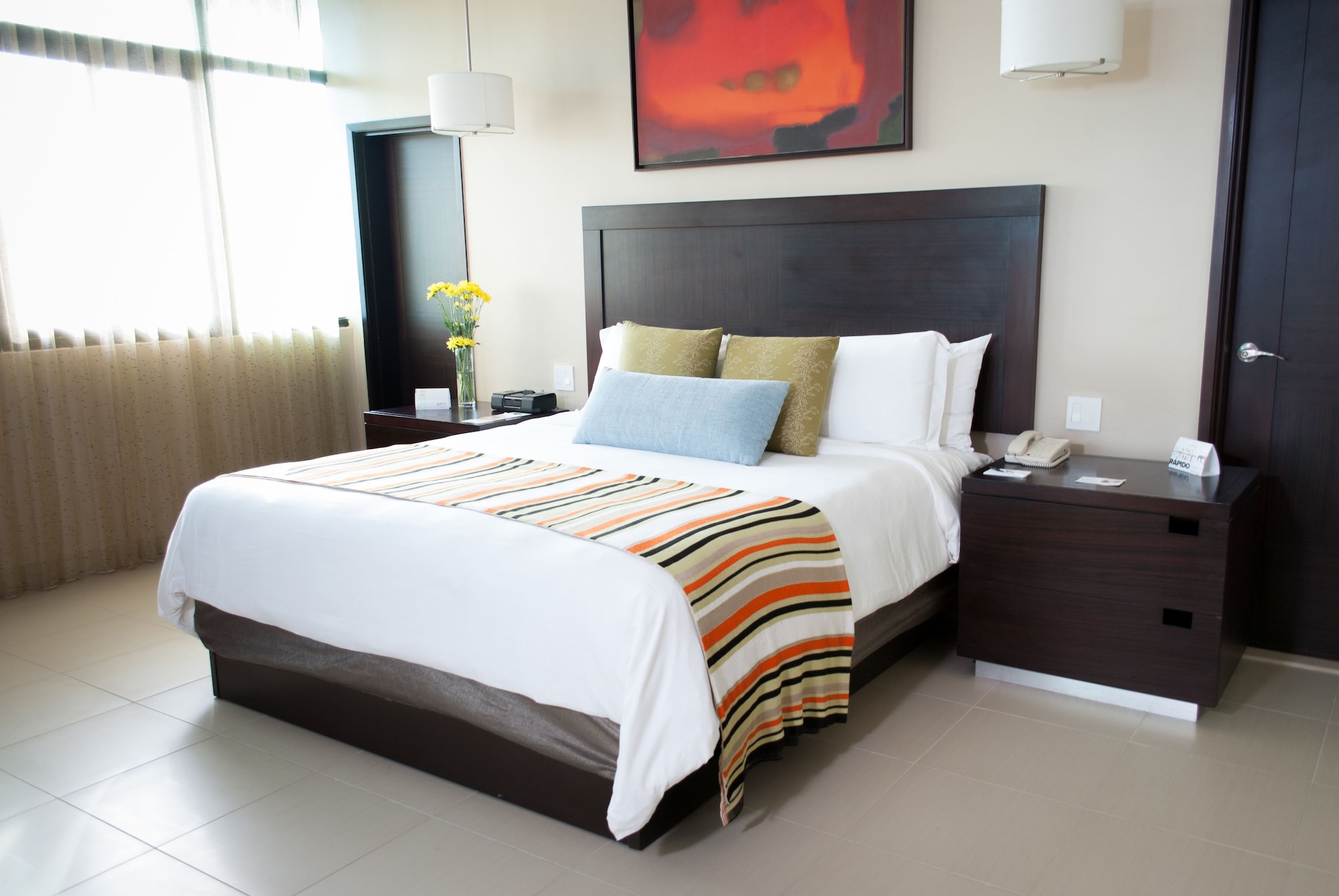 PRESIDENTIAL, SUITE
