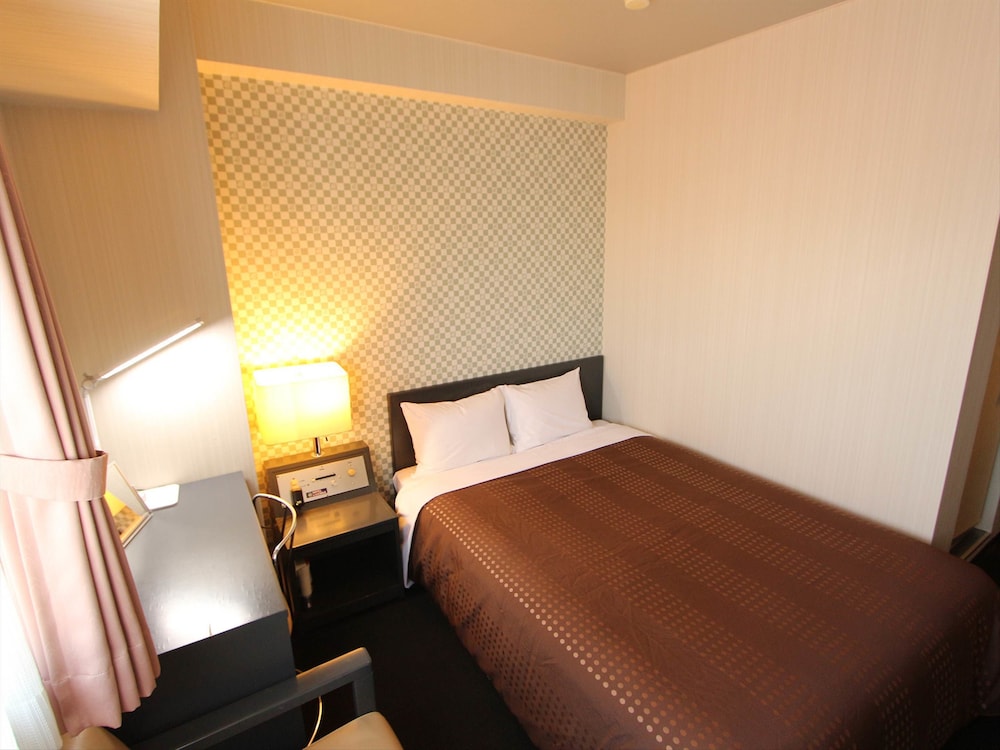 Hotel Livemax BUDGET Chitose 16/44