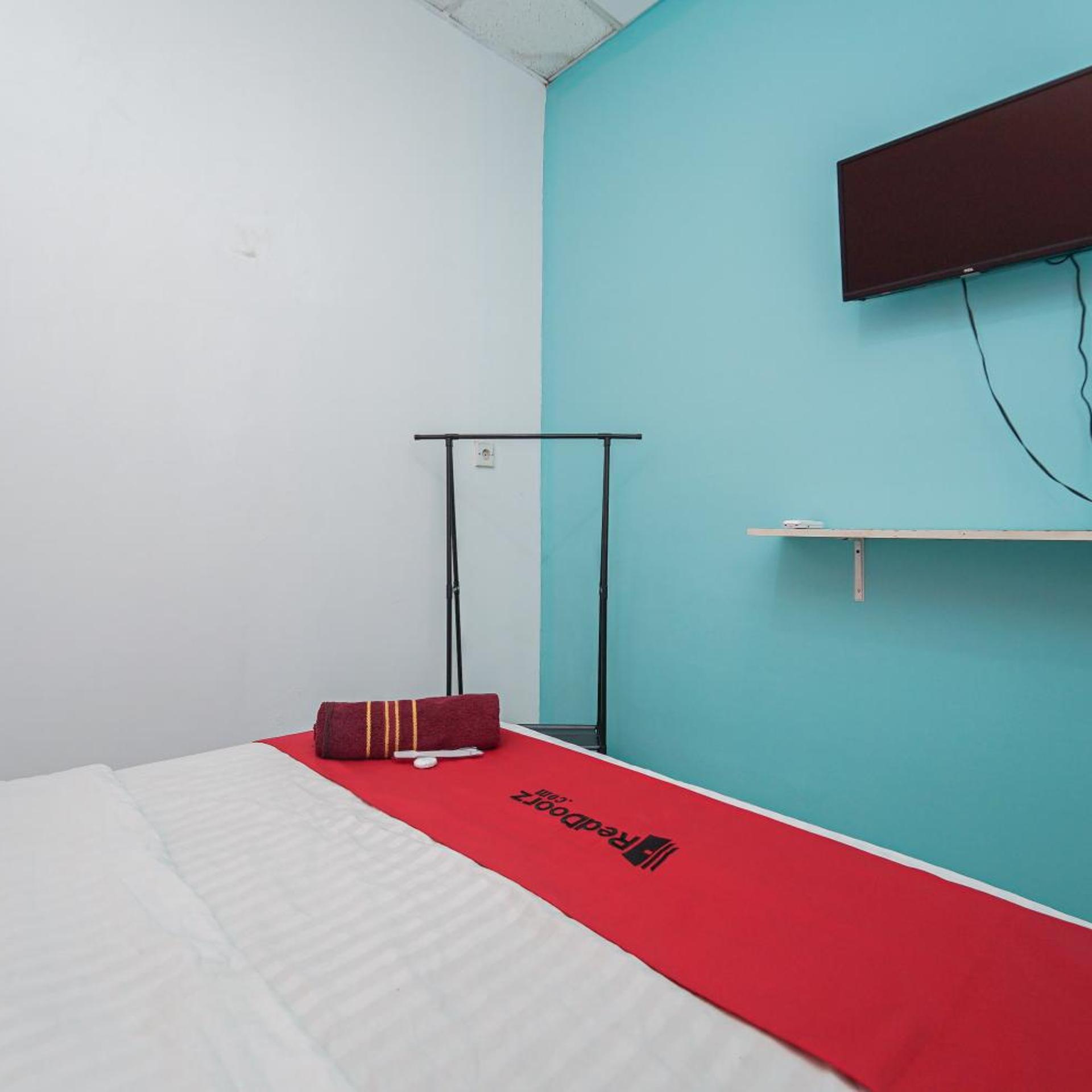 RedDoorz at MN One Residence 21/43