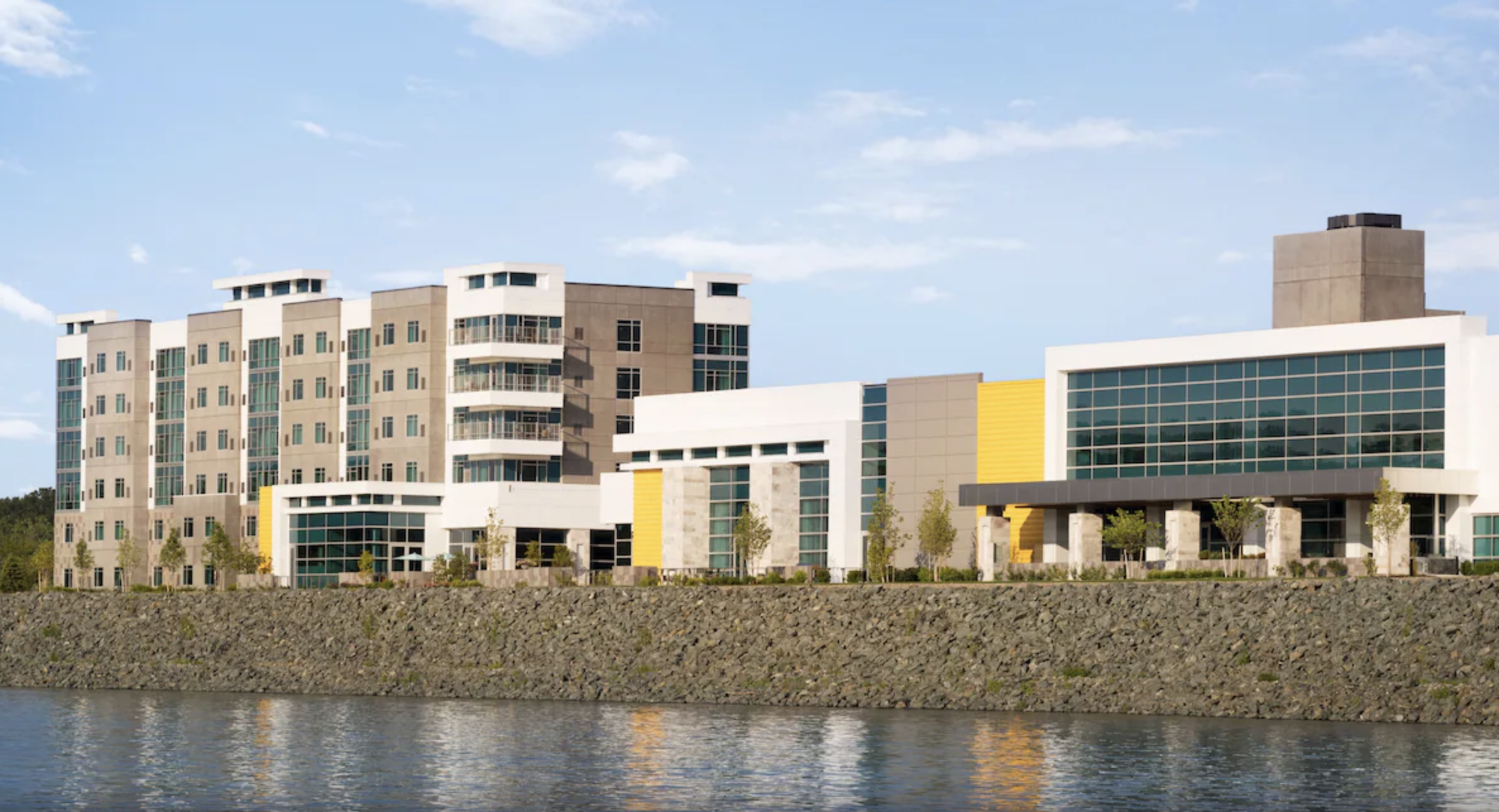 The Landing Hotel at Rivers Casino and Resort 59/63