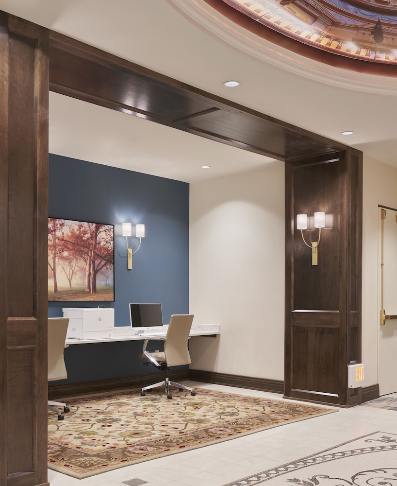 The Inn At Meadowbrook 35/50
