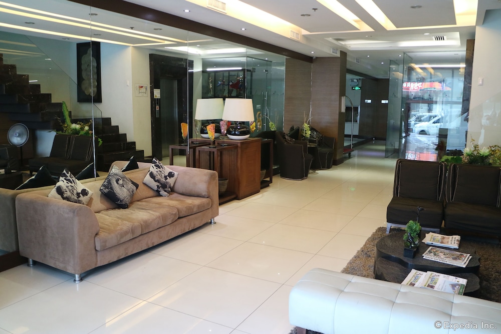 Avenue Suites Hotel 52/65