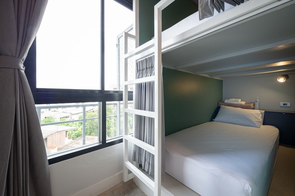 FEMALE DORM