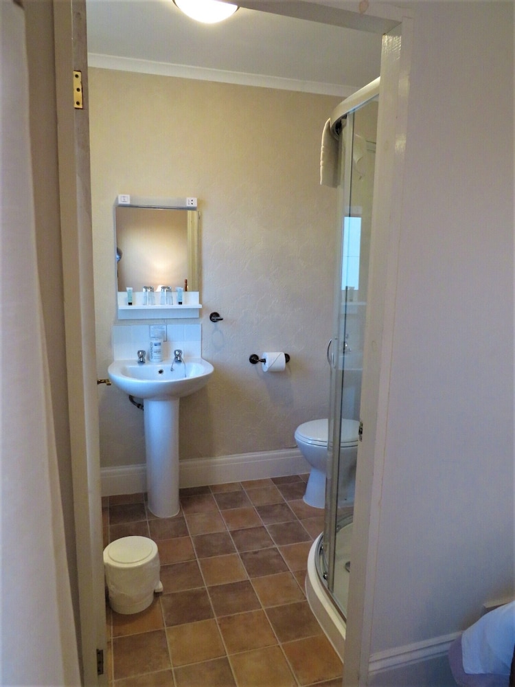 The Haldon Guest House 37/40