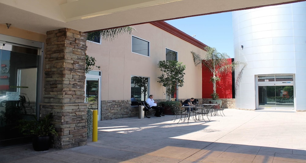 Best Western Canoga Park Motor Inn 1/44