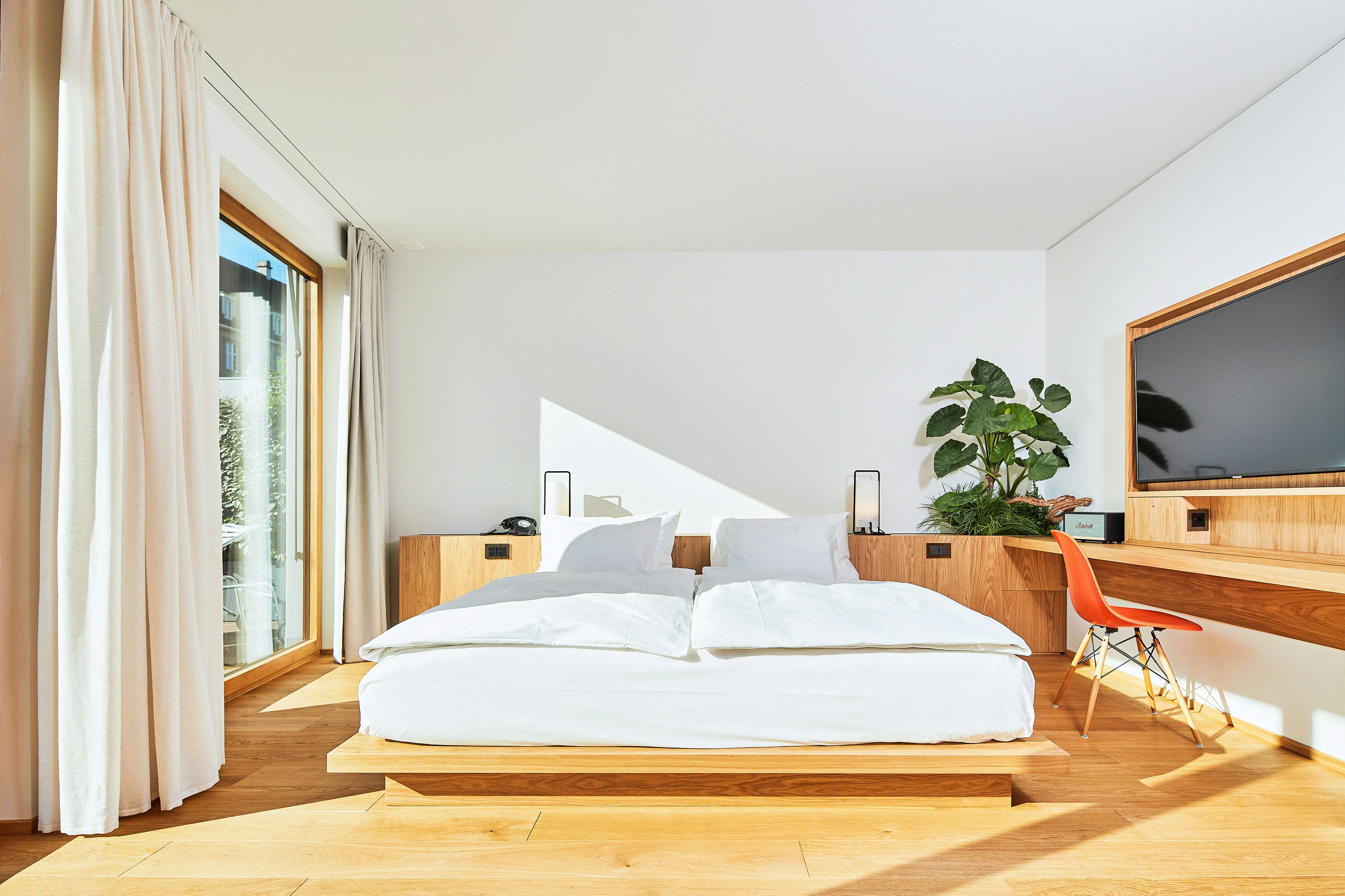Art House Basel Member of Design Hotels 8/26
