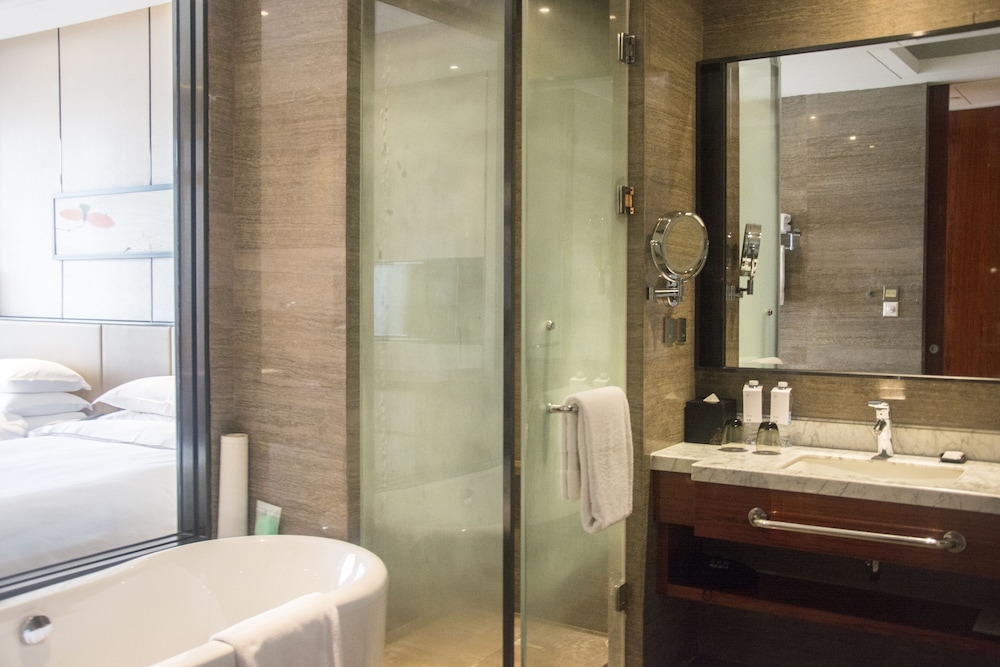 Sheraton Langfang Chaobai River Hotel 8/42
