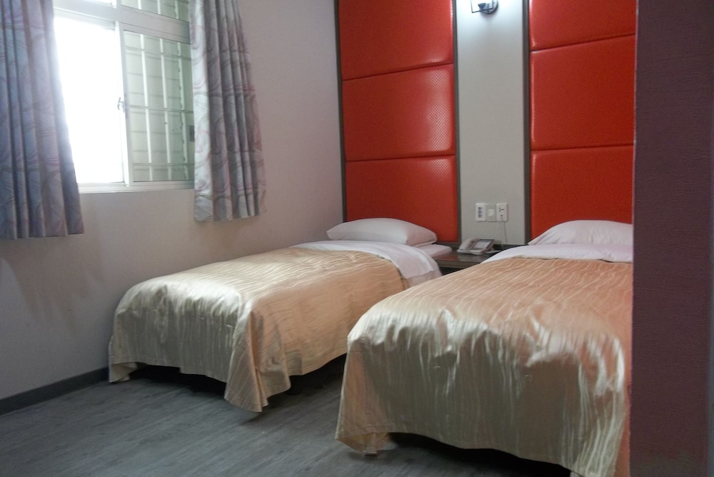 Toong Mao Kao-shang-ching Hotel 28/54
