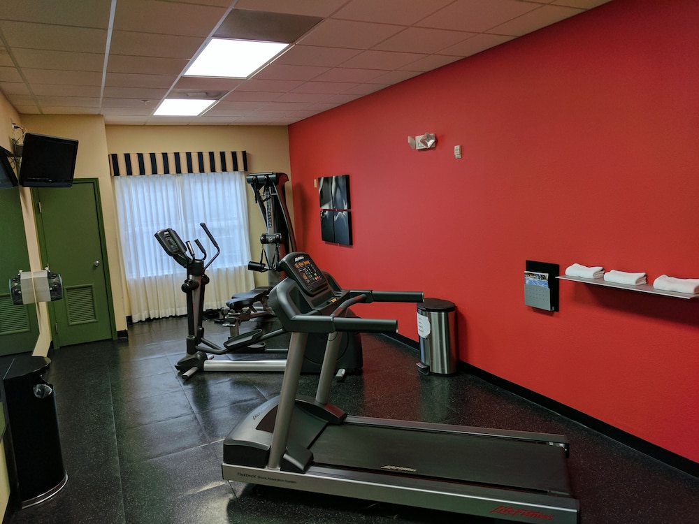Country Inn and Suites by Radisson Tallahassee University Area FL 14/31
