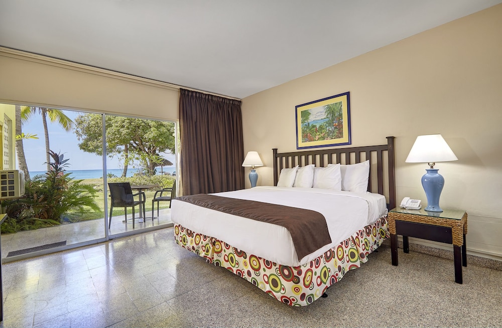 Starfish Tobago Resort 13/50
