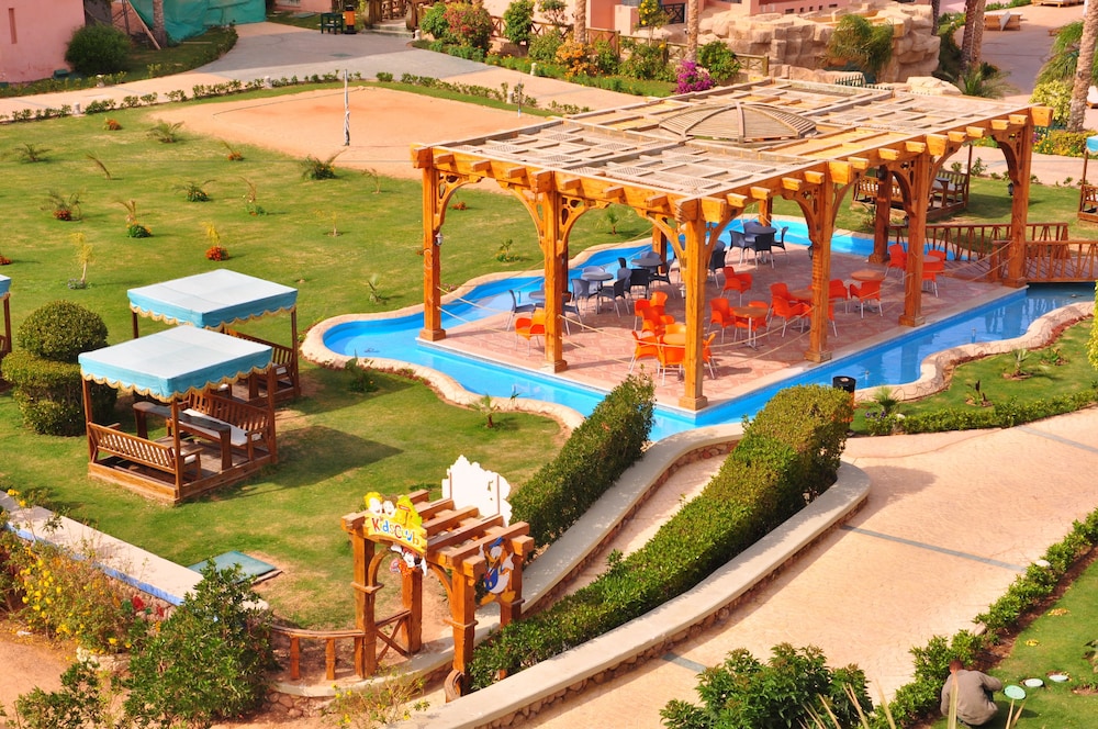 REHANA SHARM RESORT 46/57