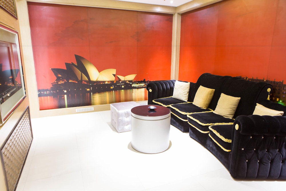 All-Ur Boutique Motel Kaohsiung Branch 85/100