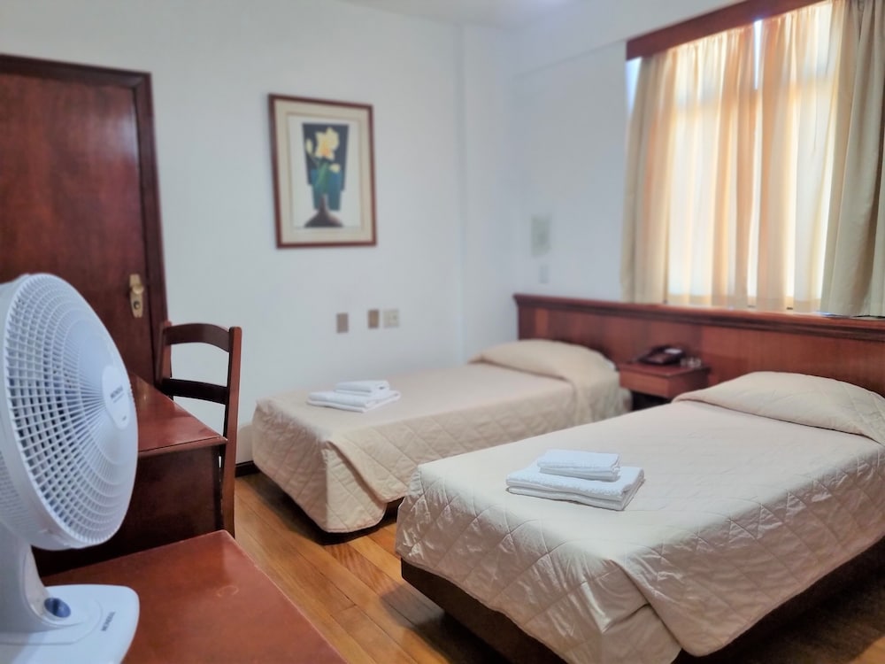 Lucape Palace Hotel 11/50