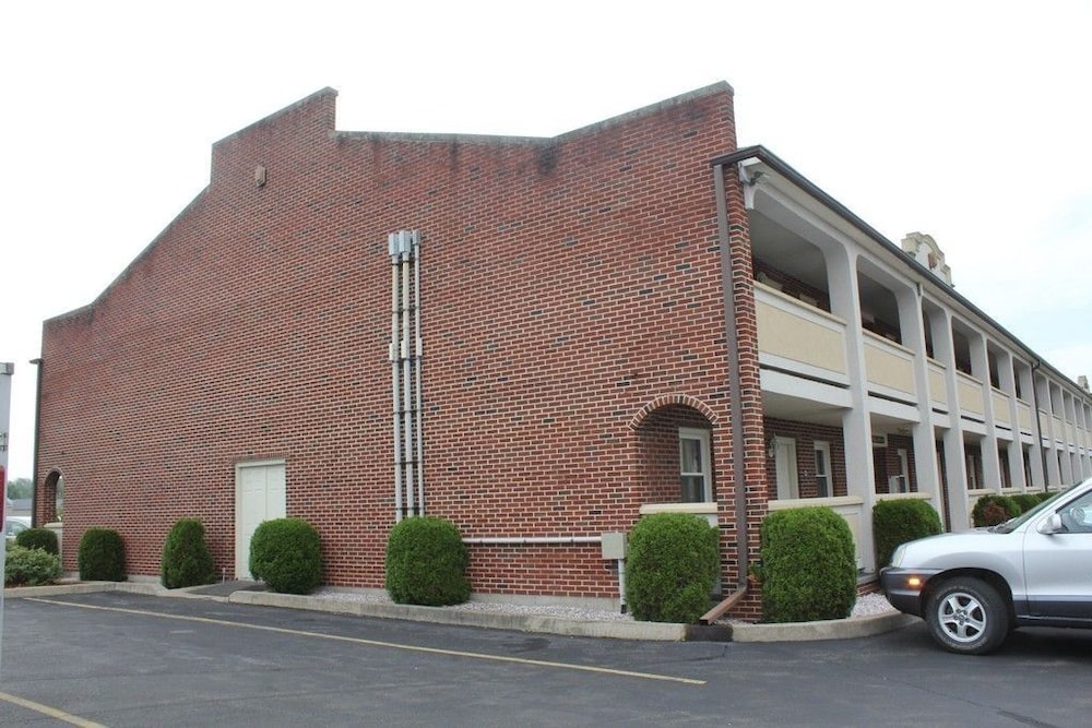 Aderi Hotel Near Bucknell University 1/32