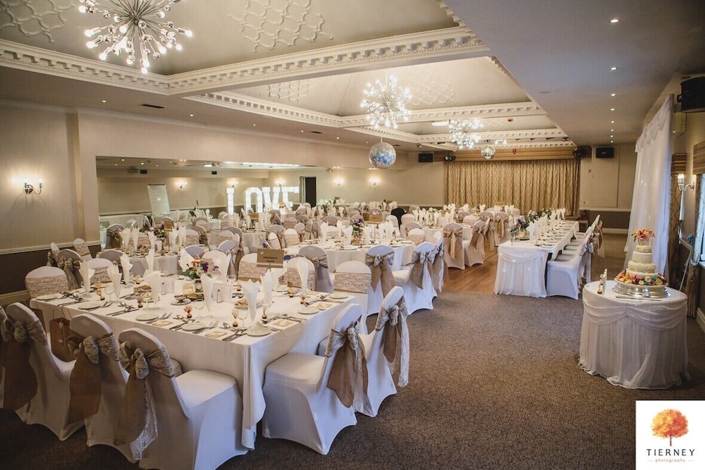 CONSORT HOTEL 37/51