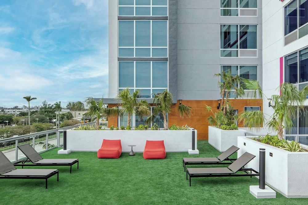 Aloft Fort Lauderdale Airport 44/46
