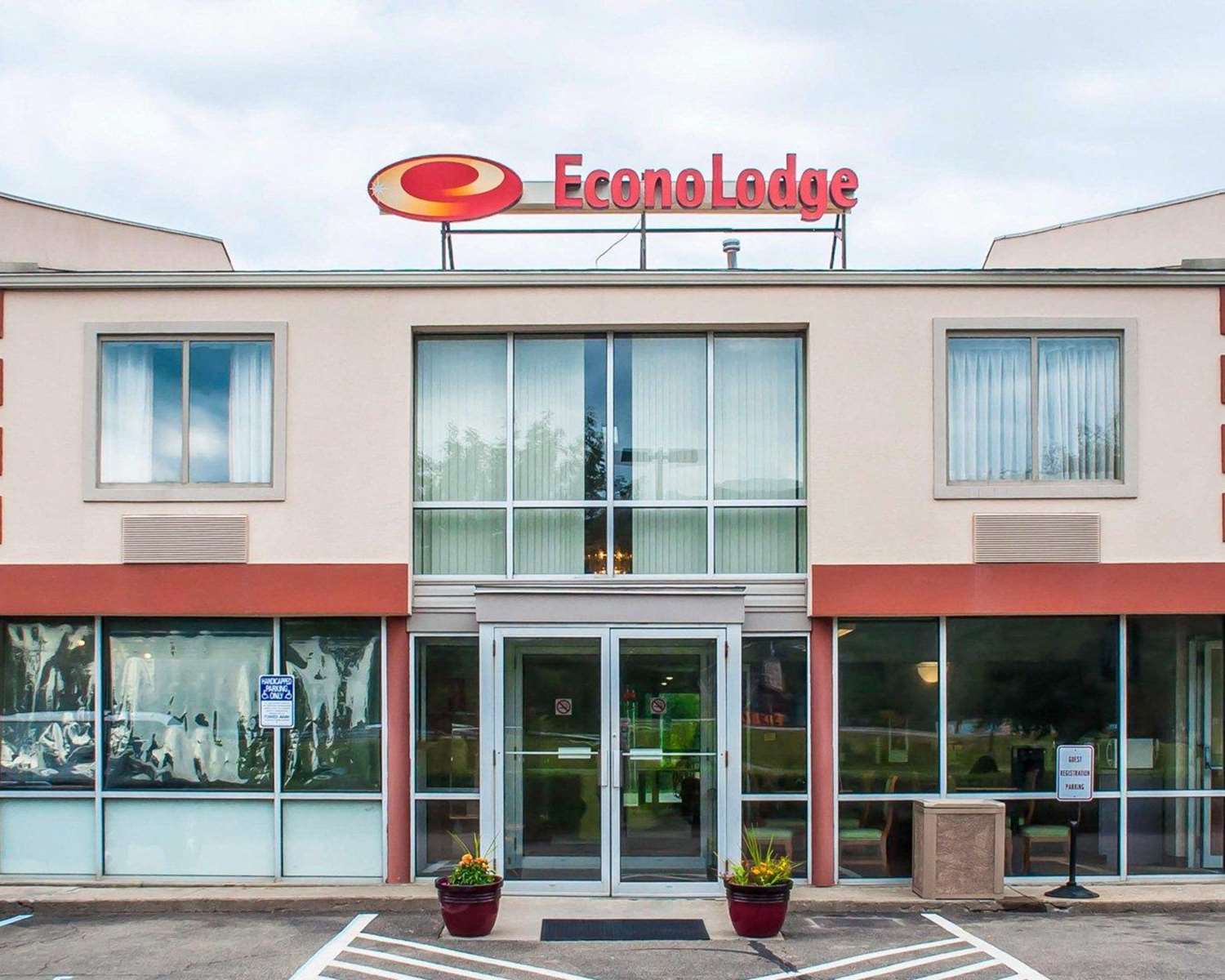 Econo Lodge Elmira-Corning 1/7