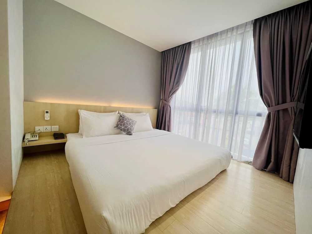 MIYABI HOTEL PERMAS 14/50