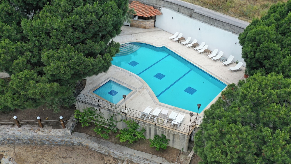 Tatlisu Kirtay Hotel 23/25