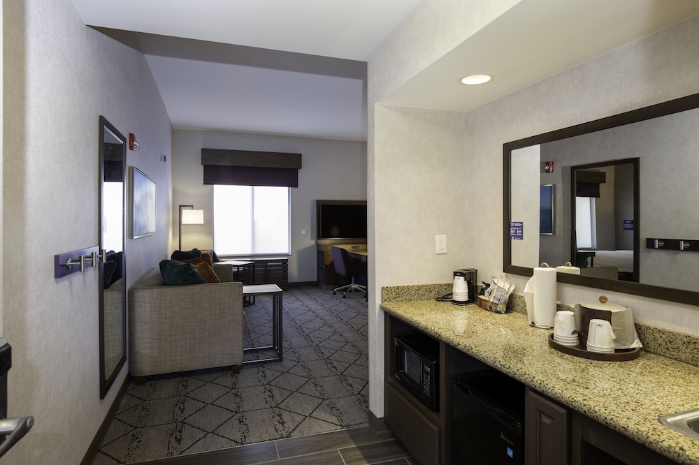 Hampton Inn & Suites Windsor - Sonoma Wine Country 30/40