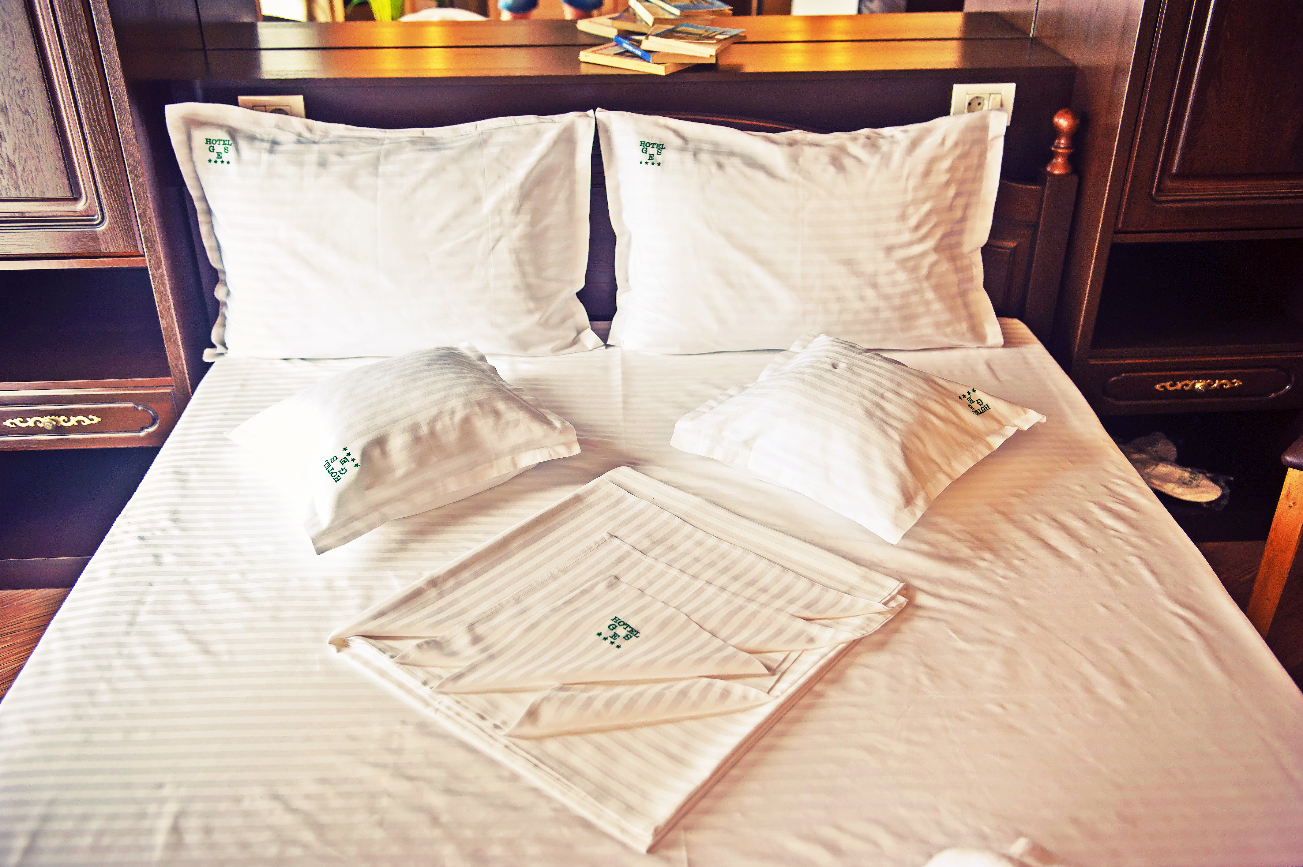 Ges Hotel 11/27
