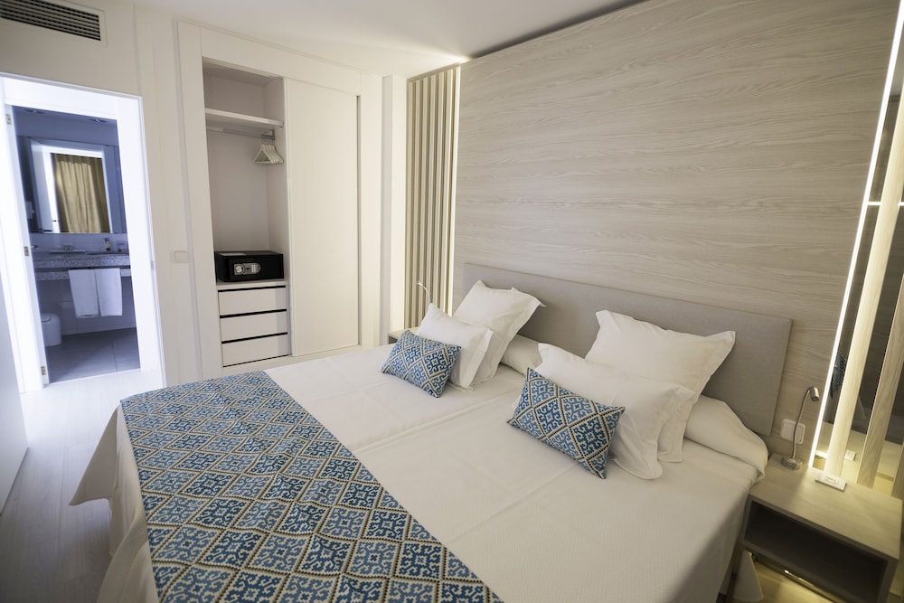 Aparthotel Novo Mar 12/51