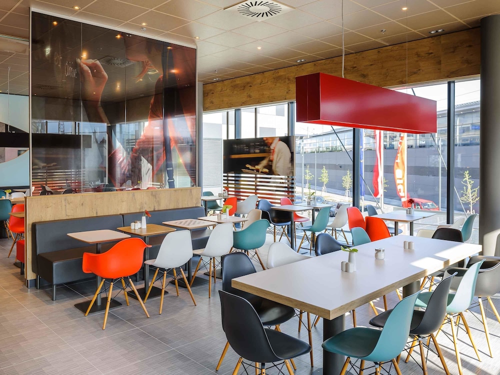 Ibis Wien Hauptbahnhof 46/69