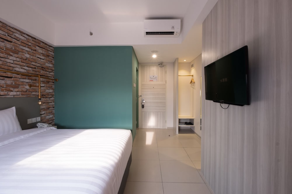 Deluxe, King Bed