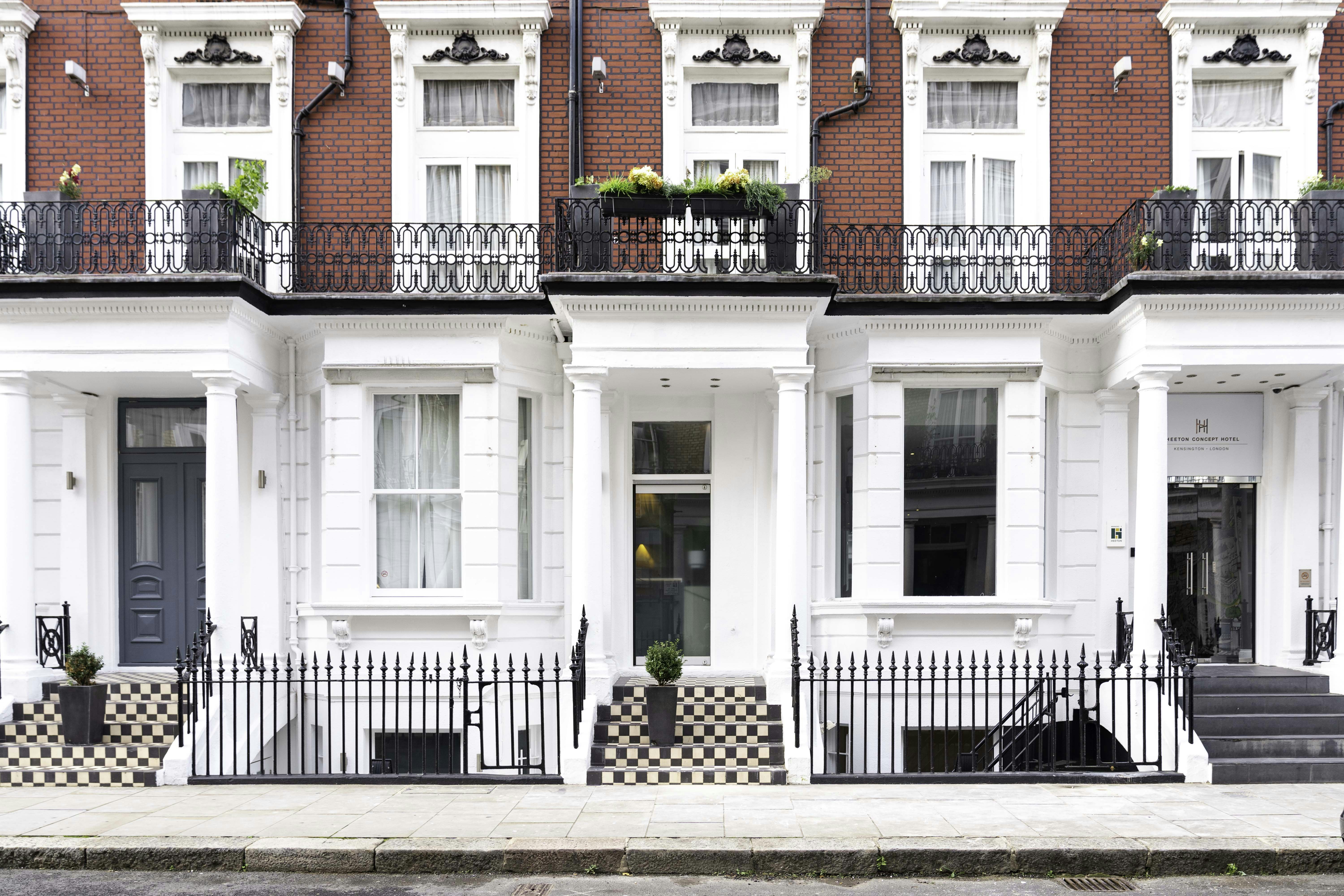 Heeton Concept Hotel - Kensington London in LONDON