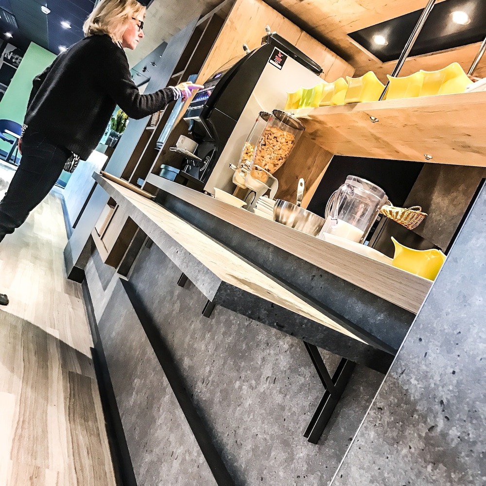 Ibis Budget Thonon Les Bains 14/52