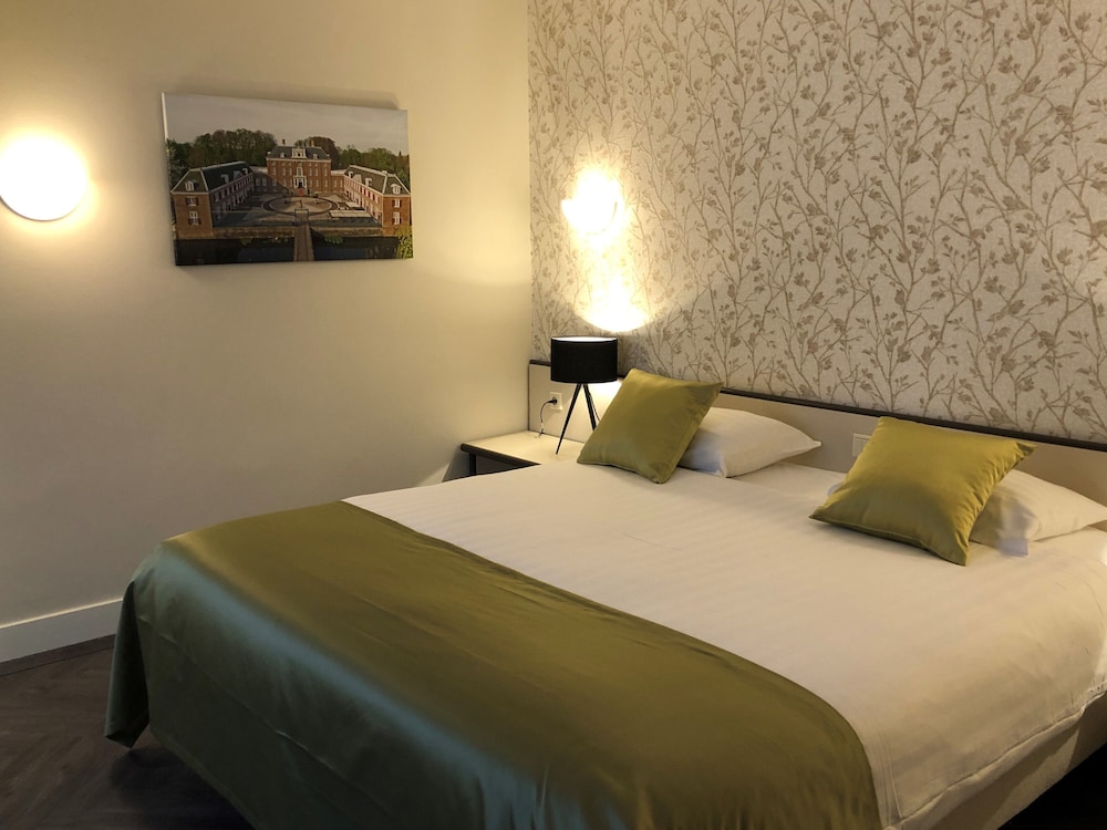 LUXURY, DOUBLE BED