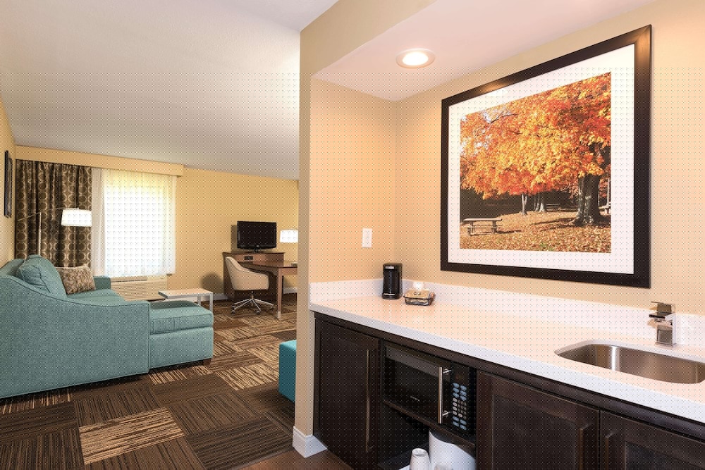 Hampton Inn & Suites Fremont 21/46