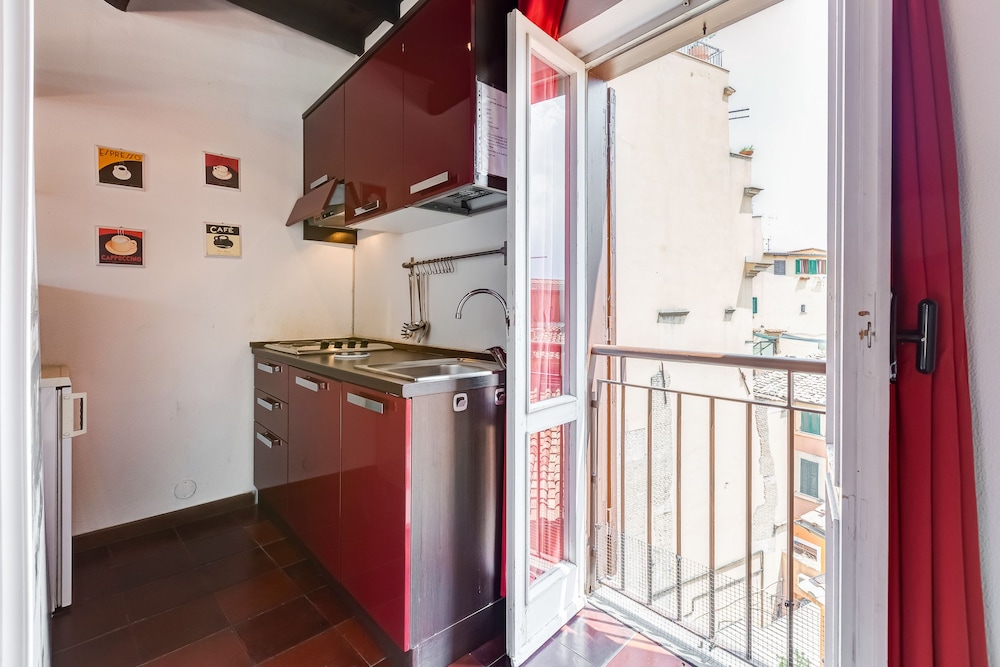 Romantic House in Trastevere 4/33