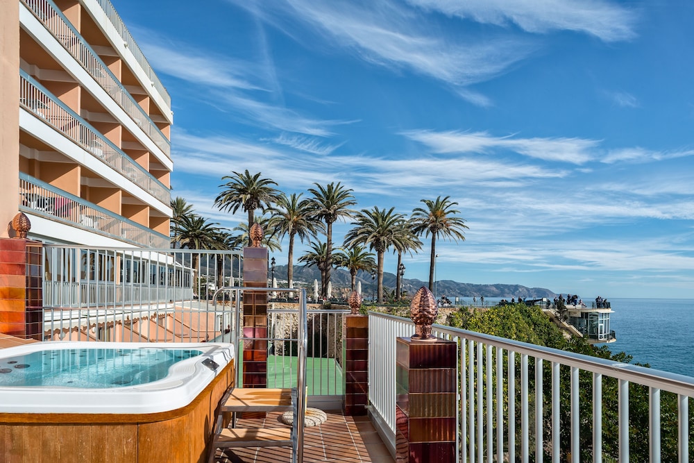 BALCON DE EUROPA HOTEL 64/67