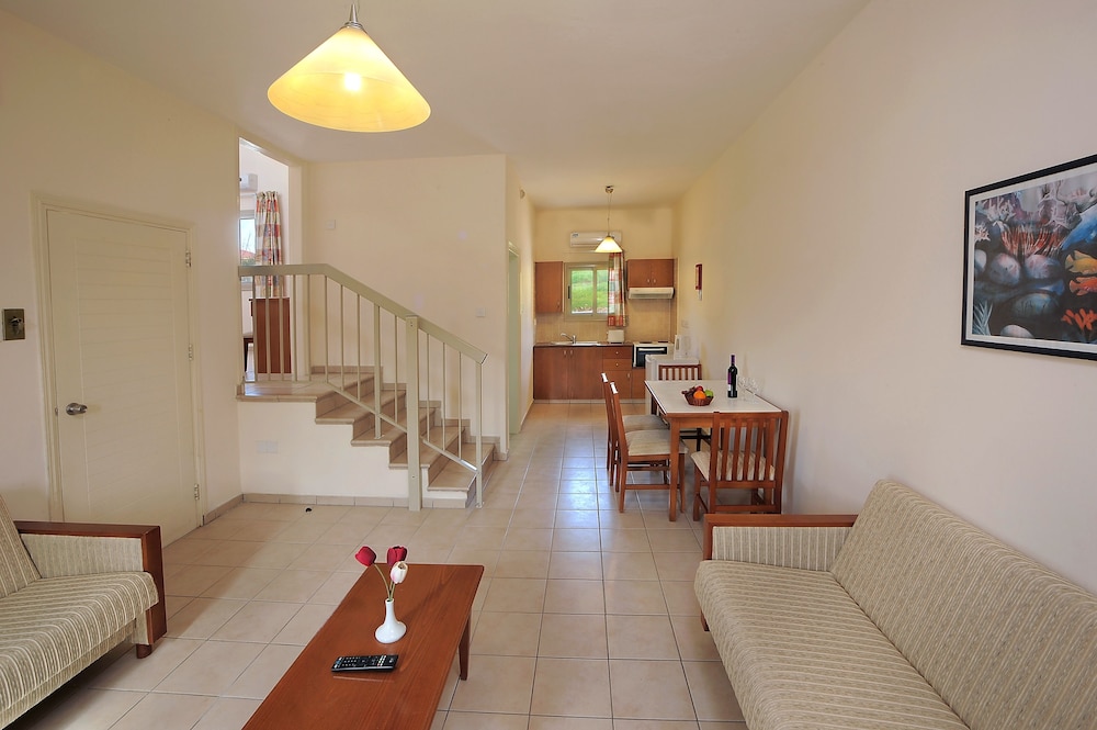 Nissiana Hotel 20/50