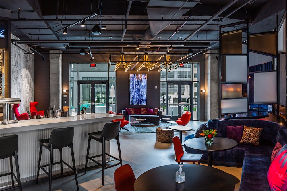 Aloft Columbus Easton 30/38