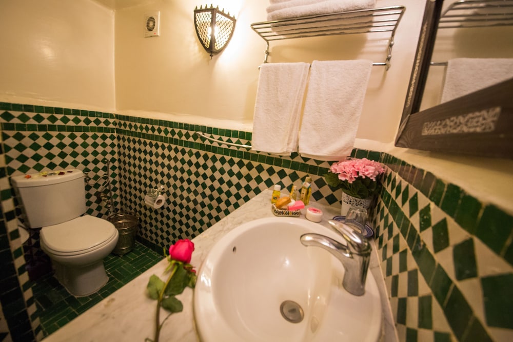 RIAD GHITA 42/50