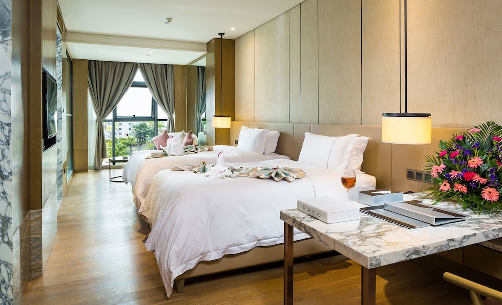 Sanya Shuang Da International Hotel 6/21