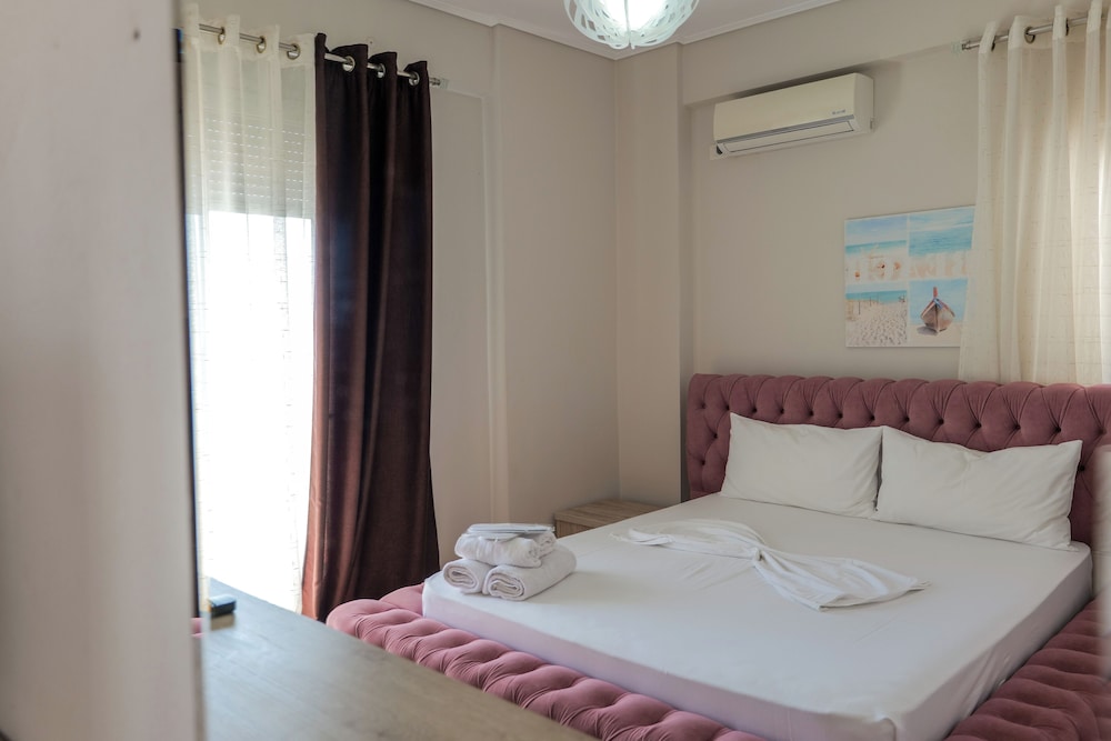 Hotel Sunrays 10/62
