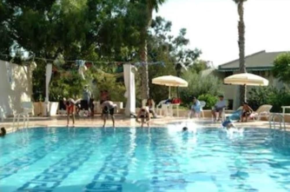 MOULAY YACOUB 28/29