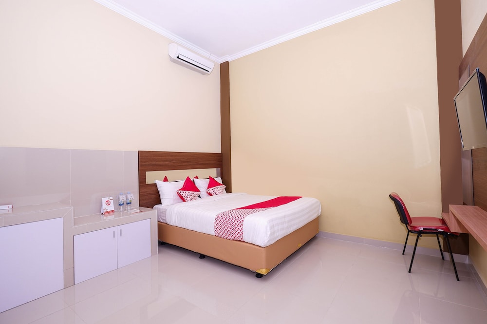 OYO 1506 Shabrina 2 Syariah 10/32