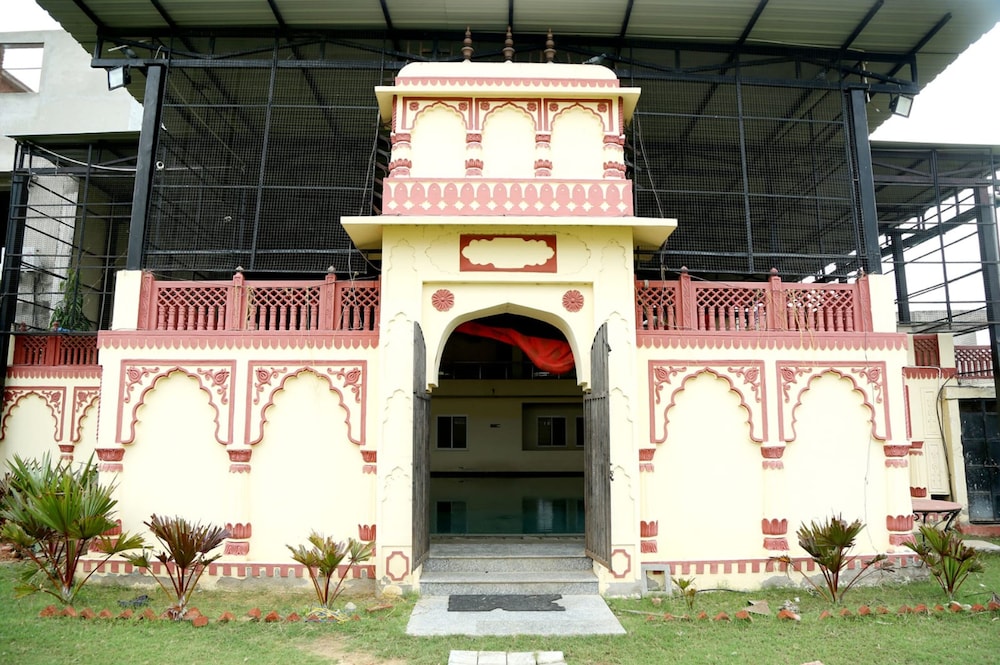 Hotel Roshan Haveli photo1