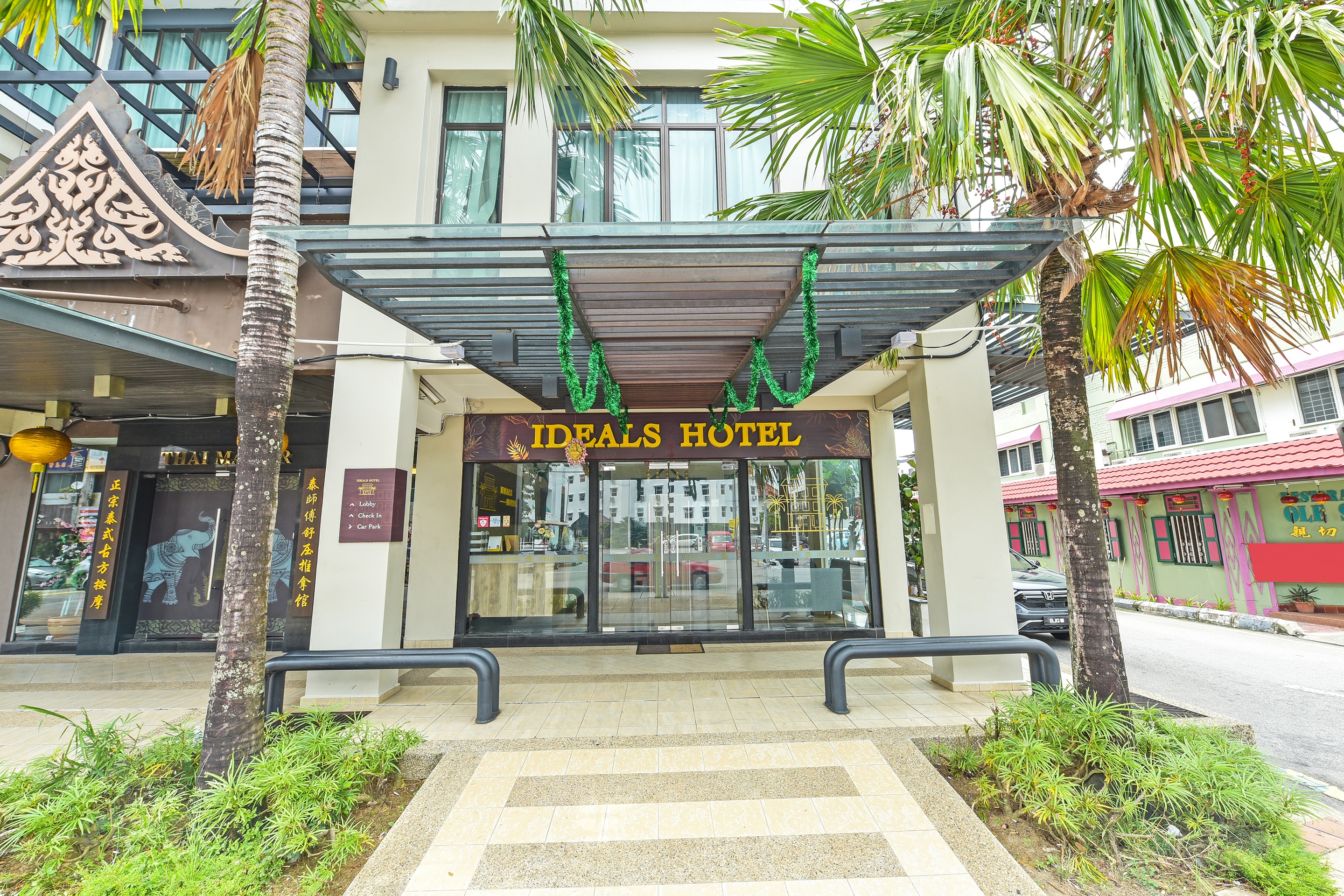 Townhouse Oak Melaka Near Dataran Pahlawan Formerly Ideals Hotel in MALACCA CITY